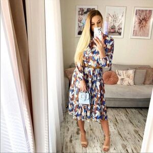 NWT ZARA FLORAL PRINT DRESS